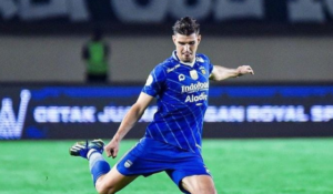 Bek Persib Nick Kuipers sudah tak sabar ingin berlatih dengan Mateo Kocijan.