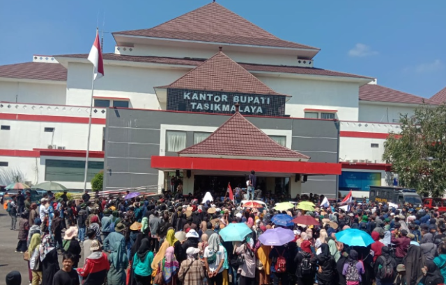 Daftar utang Pemkab Tasikmalaya ke rumah sakit-rumah sakit yang janji segera dibayar. Jumlahnya fantastis.