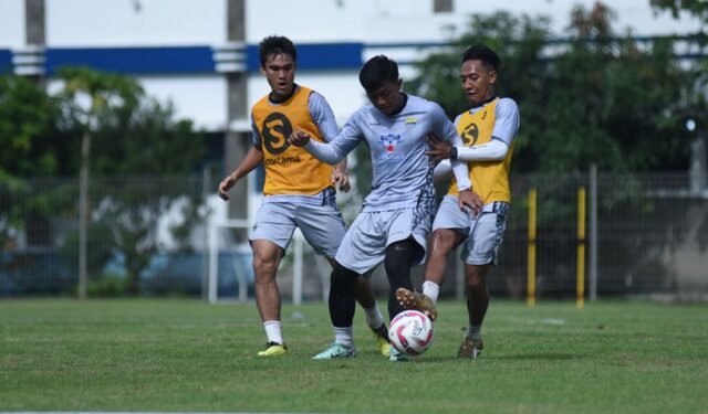 Persib siap terjun di AFC Champions League Two dan Bojan Hodak yakin dengan kemampuan skuadnya saat ini.