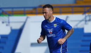 Target Mailson Lima setelah menjadi bagian dari trisula maut Persib di lini depan untuk musim Liga 1 2024/2025.