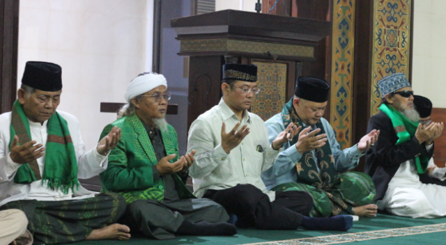 Pasangan YAKIN daftar, pesan KH Asep Maoshul dan PKB: saatnya Santri pimpin Kota Tasikmalaya.