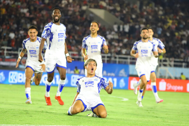 Hasil Derby Jateng telah diketahui. PSIS Semarang menjadi pemenang. Laskar Mahesa Jenar unggul 1-0 atas Persis Solo.