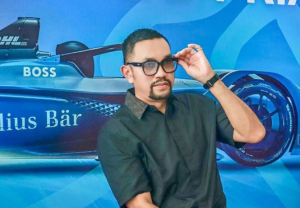 KIM Plus tunjuk Ahmad Sahroni jadi ketua tim suksees Ridwan Kamil-Suswono untuk Pilgub Jakarta 2024.